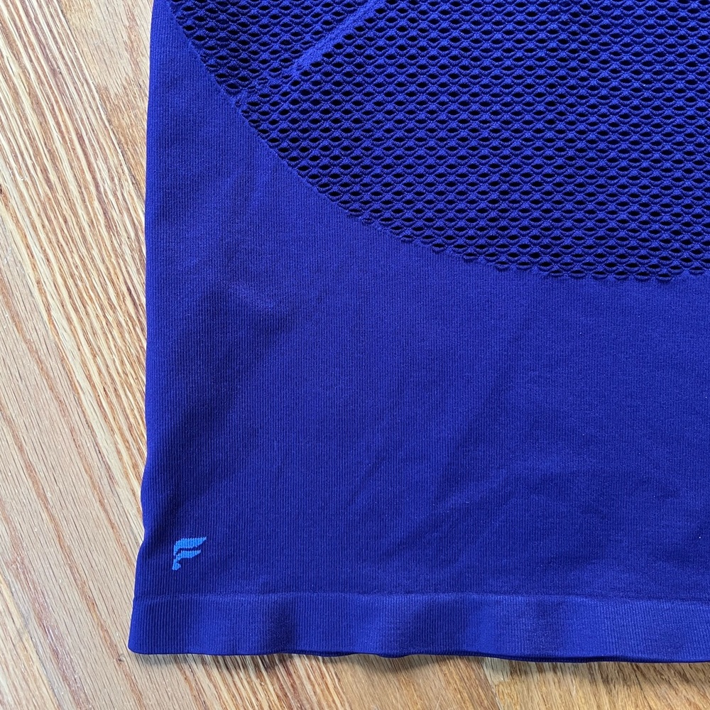 Fabletics Open “Knit” Back Workout Tank Size Medium - Picture 5 of 5